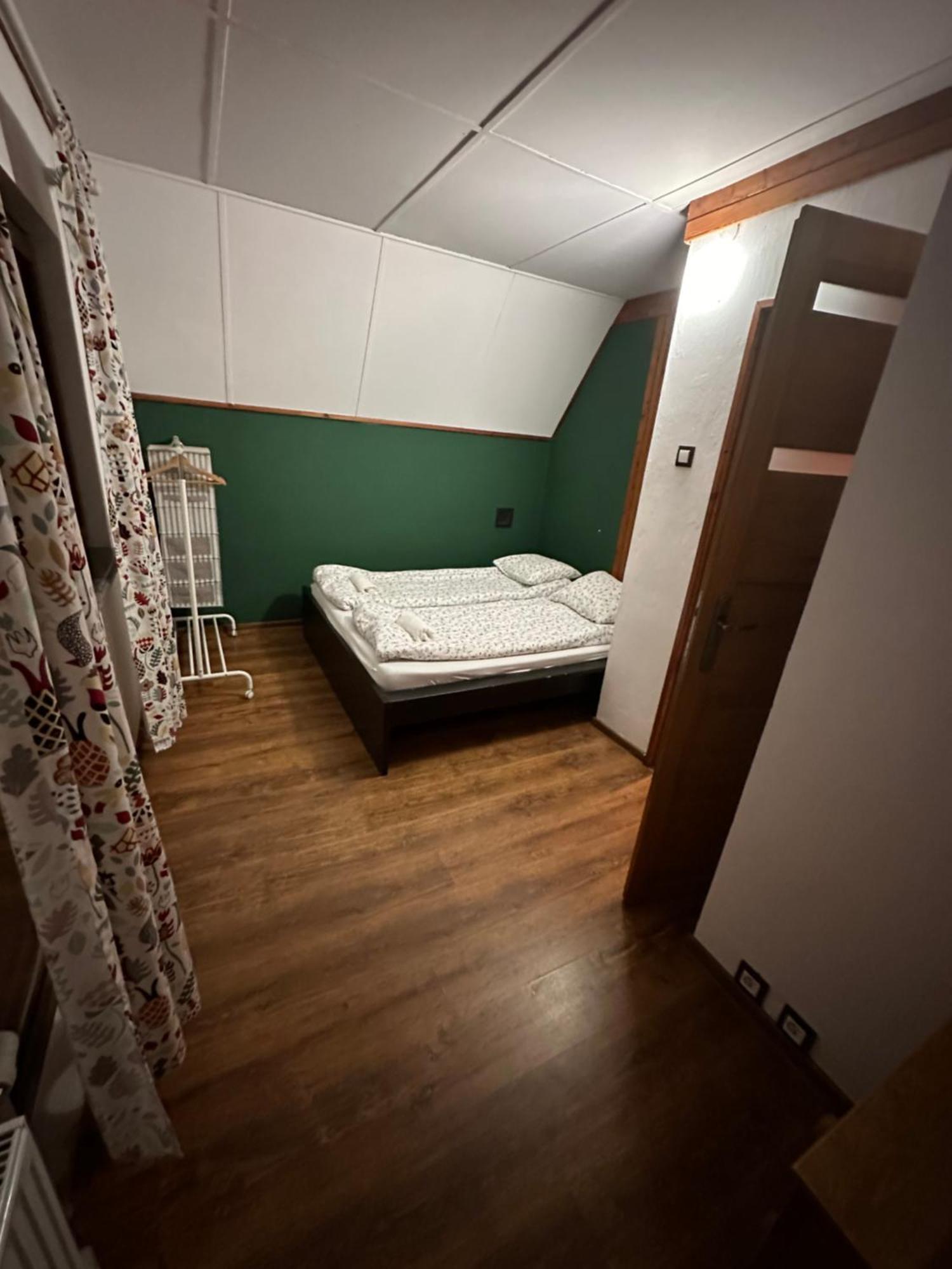 Jozka Chata Max 15 Os Sauna Jacuzzi Porąbka Eksteriør bilde